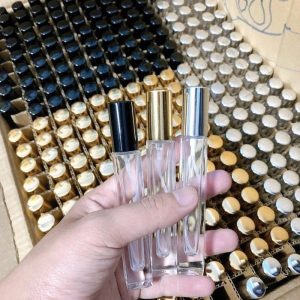 Chai chiết nước hoa nhiều loại